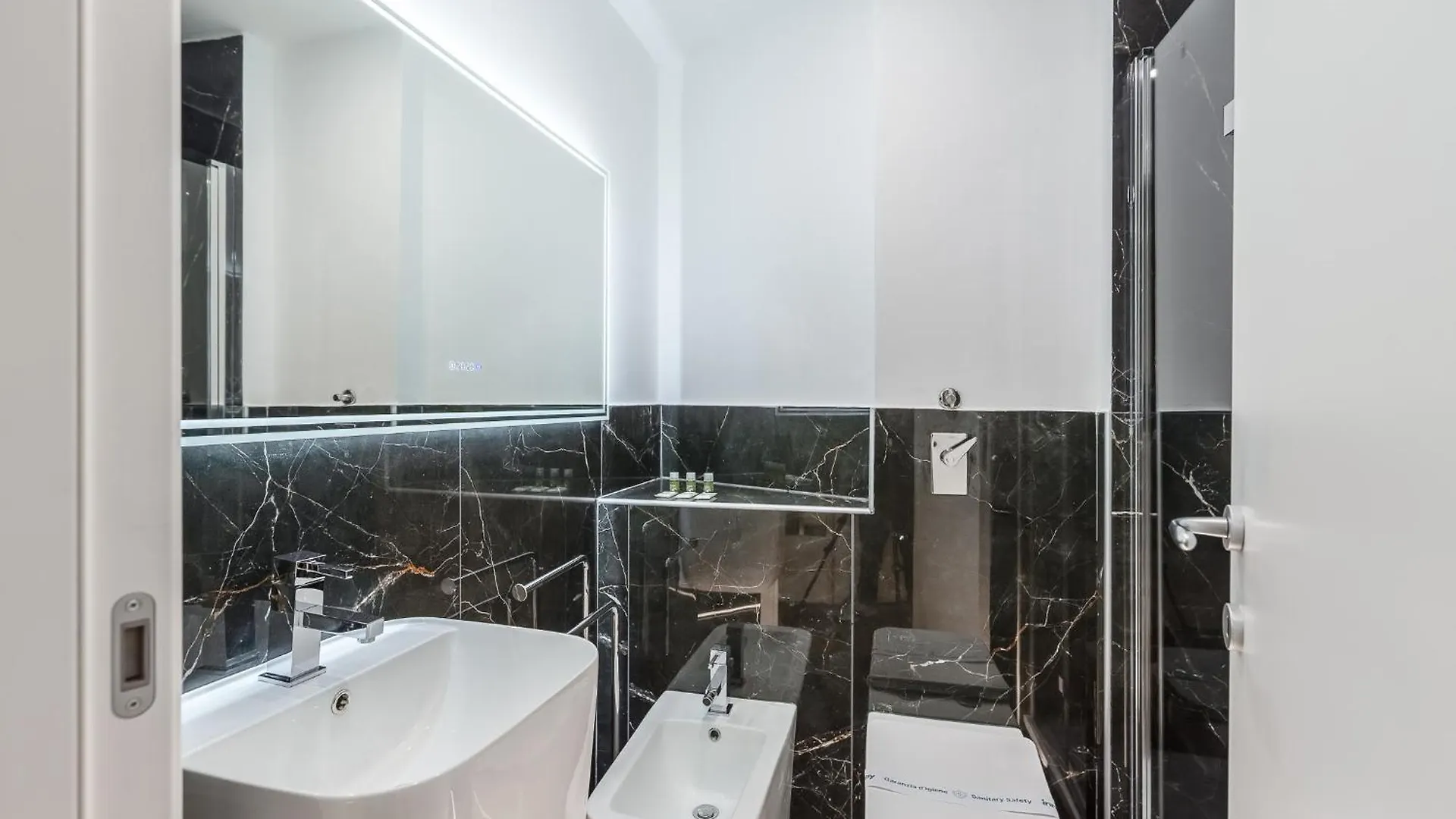 Certosa Chic 41 By Innstay Milán
